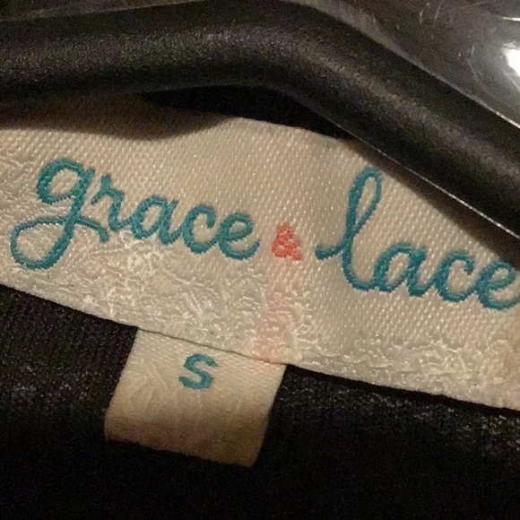 Grace & Lace Move Free Leather Like Bordeaux Moto Jacket Black Color Size Small - Picture 4 of 7